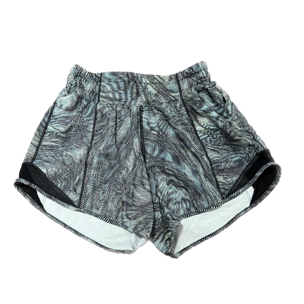 Lululemon Hotty Hot Low Rise Short 4" Dimensional Icing Blue Multi Black green